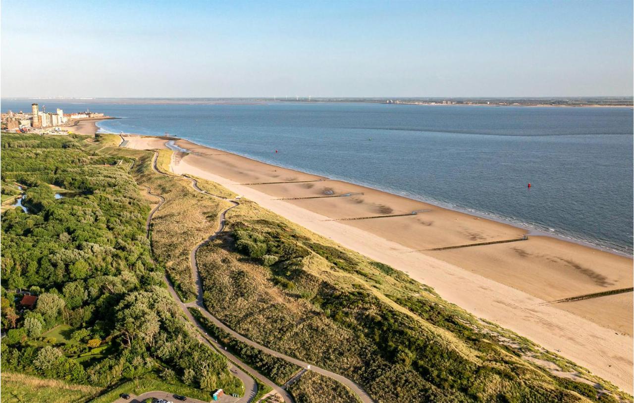 1 Bedroom Gorgeous In * Vlissingen
